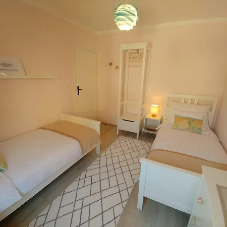 Apartament Axelle 50 Meters To The